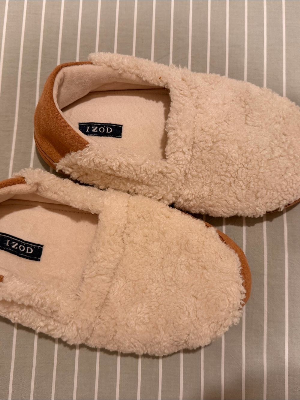 Izod Women Cream Sherpa Slip-On Slippers with Tan Heel